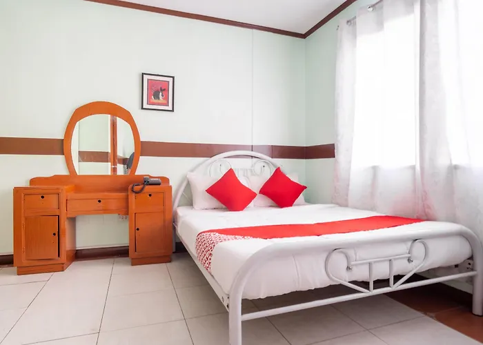 ホテル Reddoorz At Maanyag House Mandaue 2*
