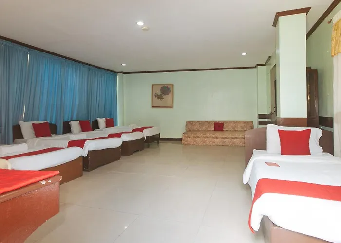 ホテル Reddoorz At Maanyag House Mandaue 2*
