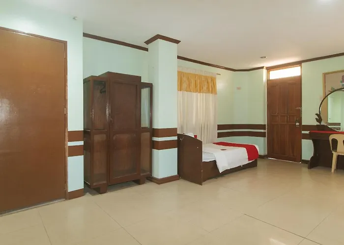 ホテル Reddoorz At Maanyag House Mandaue セブ市