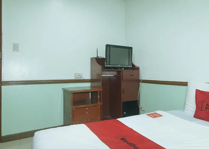 ホテル Reddoorz At Maanyag House Mandaue
