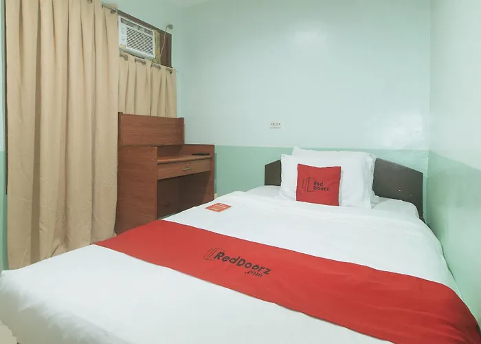 ホテル Reddoorz At Maanyag House Mandaue セブ市